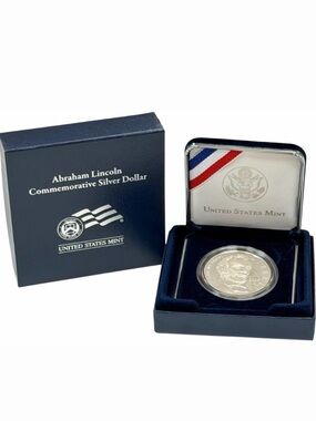 United States Mint Abraham Lincoln Commemorative Silver Dollar - Silver